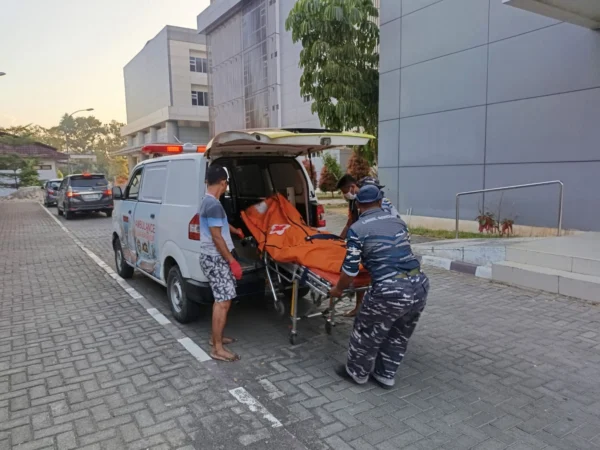 Remaja yang terseret arus Pantai Barat Pangandaran ditemukan telah meninggal dunia. (Kantor SAR Bandung for Jabar Ekspres)