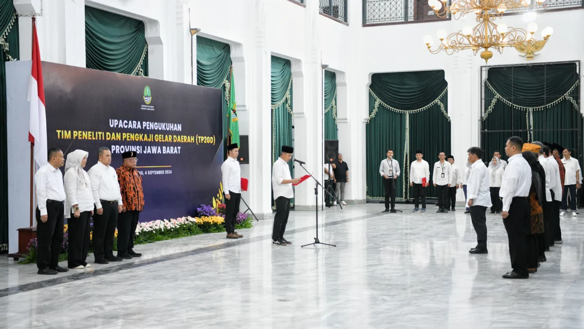 Bey Machmudin Ingin Lebih Banyak Tokoh Jabar Jadi Pahlawan Nasional, TP2GD Provinsi Jabar Dikukuhkan