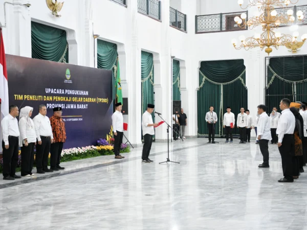 Bey Machmudin Ingin Lebih Banyak Tokoh Jabar Jadi Pahlawan Nasional, TP2GD Provinsi Jabar Dikukuhkan