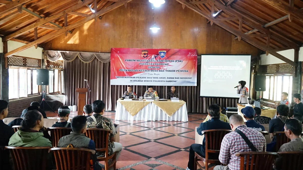 Kepolisian Resor Kota (Polresta) Bandung mengadakan Forum Silaturahmi Kamtibmas (FSK) di Kecamatan Banjaran, Kabupaten Bandung, guna memastikan kelancaran Pemilihan Kepala Daerah (Pilkada) Kabupaten Bandung. Foto Istimewa