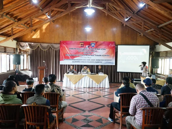 Kepolisian Resor Kota (Polresta) Bandung mengadakan Forum Silaturahmi Kamtibmas (FSK) di Kecamatan Banjaran, Kabupaten Bandung, guna memastikan kelancaran Pemilihan Kepala Daerah (Pilkada) Kabupaten Bandung. Foto Istimewa