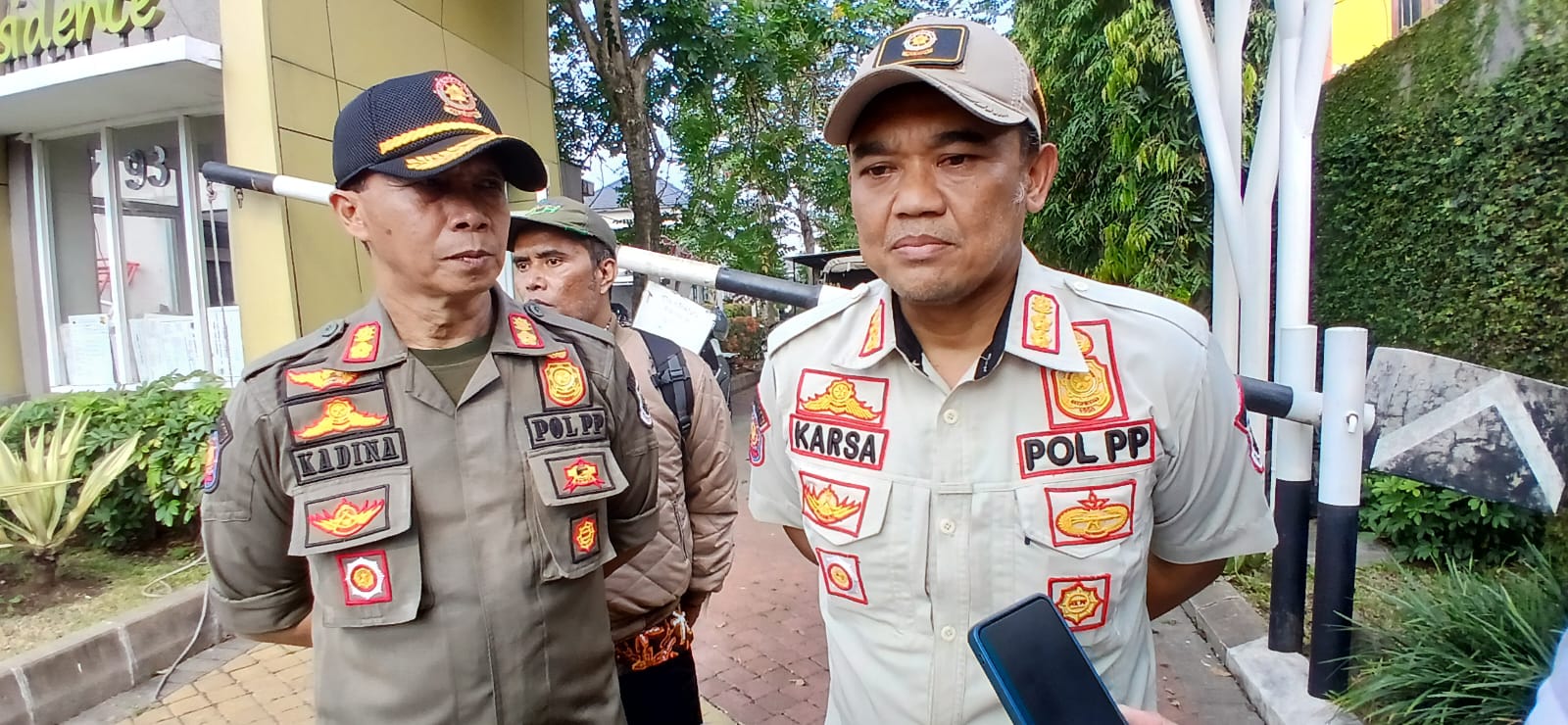 Doc. Kabid Tantibum Satpol PP Kota Cimahi, Karsa Huda Tegaskan Pengawasan Ketat Pemasangan APK Jelang Pilkada (mong)