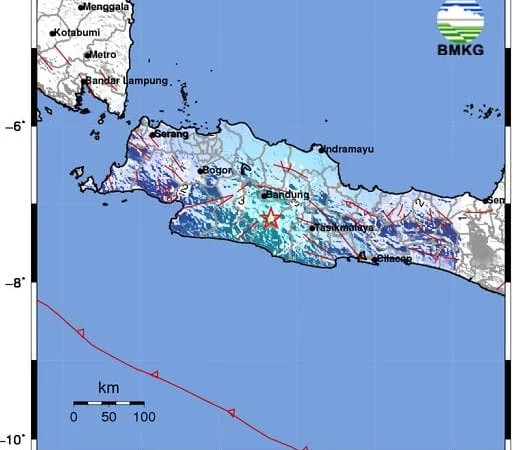 Ilustrasi: Peta monitoring pergerakan gempa bumi hasil tangkapan layar BMKG. (Kepala BMKG Stasiun Geofisika Bandung, Teguh Rahayu for Jabar Ekspres)