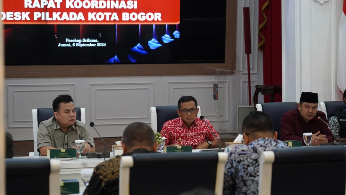 Ketua Sementara DPRD Kota Bogor, Adityawarman Adil saat menghadiri Rapat Desk Pilkada di Balaikota Bogor beberapa waktu lalu. (Foto: Humpro DPRD Kota Bogor)