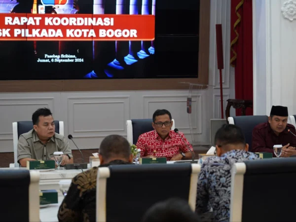 Ketua Sementara DPRD Kota Bogor, Adityawarman Adil saat menghadiri Rapat Desk Pilkada di Balaikota Bogor beberapa waktu lalu. (Foto: Humpro DPRD Kota Bogor)