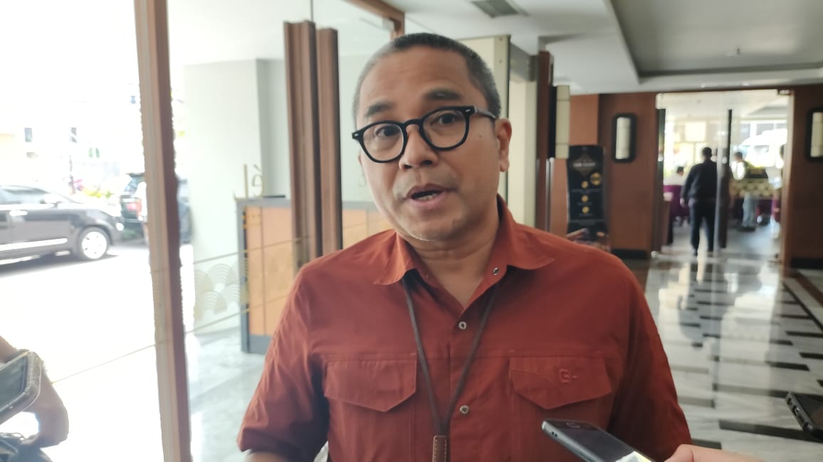 Kepala Disparbud, Jabar Benny Bachtiar saat memberikan keterangan. (Jabar Ekspres/Sandi Nugraha)