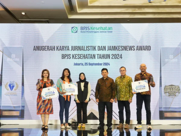 BPJS Kesehatan memberikan penghargaan kepada awak media dalam anugerah penghargaan istimewa bagi jurnalis dan media massa di Jakarta, Rabu 25 September 2024. (Istimewa)