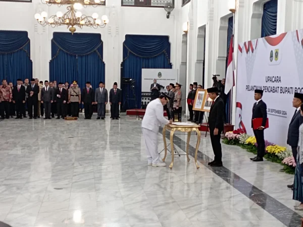 Dok. Pelantikan Pj Bupati Bogor. Kamis (26/9). Foto. Sandi Nugraha