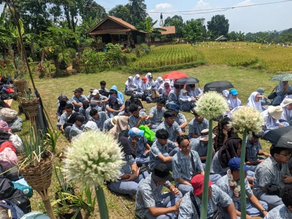 Cek Wisata Literasi di Purwakarta: Liburan Tanpa Gadget, Lebih dengan Buku dan Alam