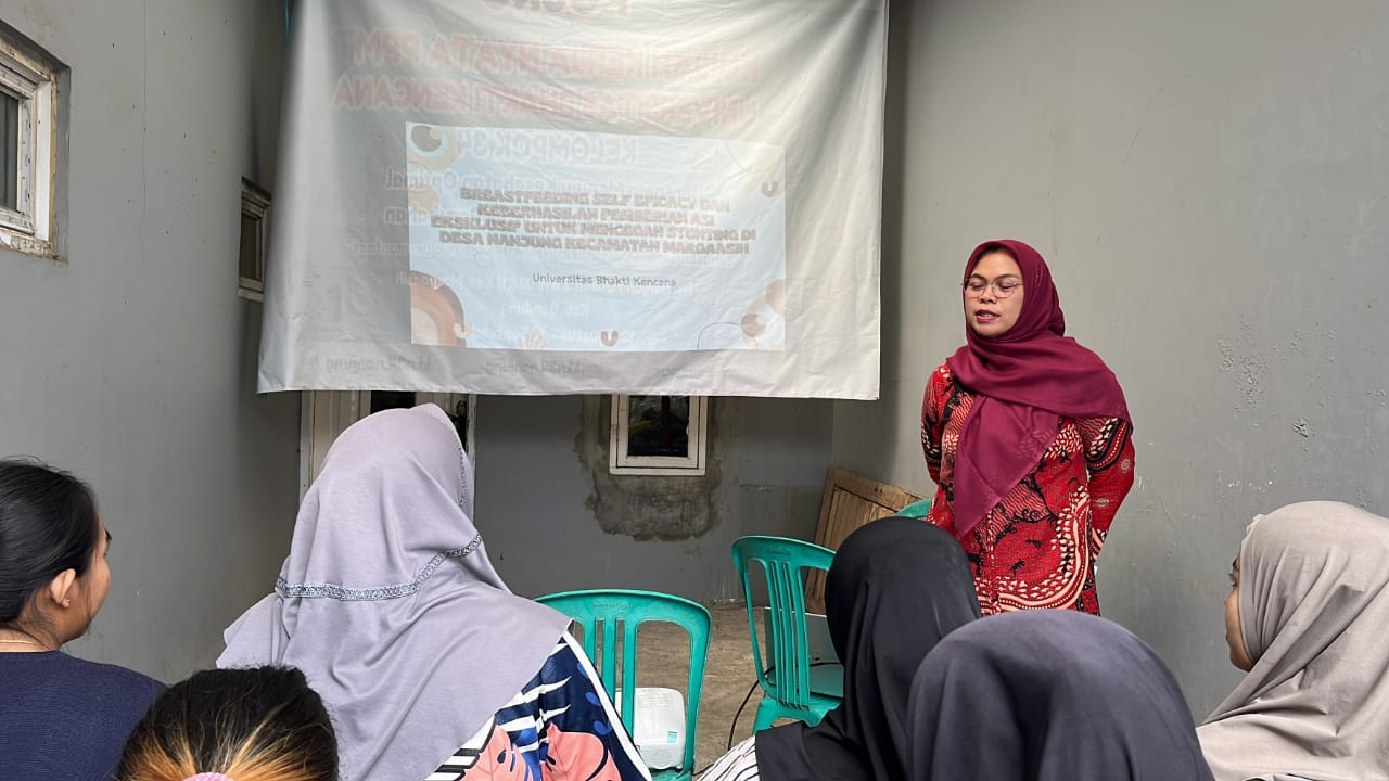 Edukasi Asi Eksklusif (Foto: Mahasiswa KKN Bhakti Kencana Kelompok 34)