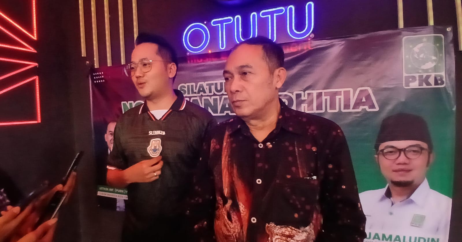 Doc. Menjelang Penetapan Pilkada Cimahi 2024, Pasangan Calon Wali Kota dan Wakil Wali Kota Cimahi, Ngatiyana-Adhitia siap Hadapi Pilkada dengan ikuti Aturan Berlaku (mong)