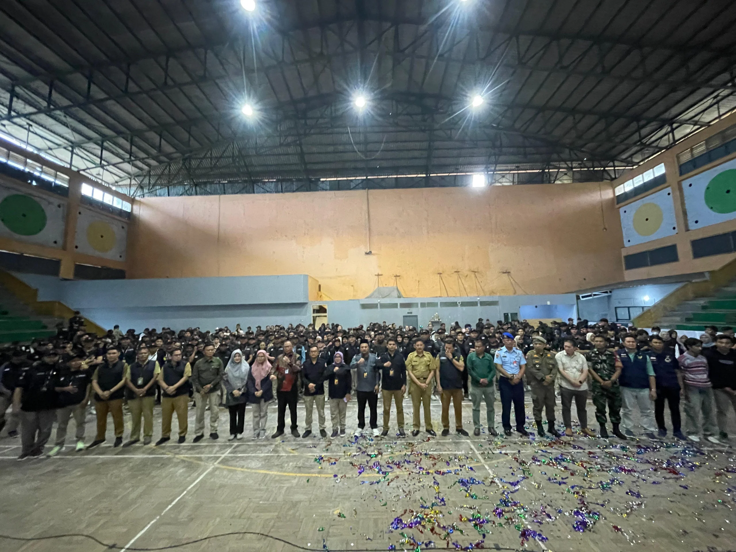 Badan Pengawas Pemilu (Bawaslu) Kabupaten Bandung langsung menggelar Apel Siaga Pengawasan Kampanye Pilkada 2024 yang dilakukan Senin (23/9) di Kantor Bawaslu, Soreang. Foto Agi