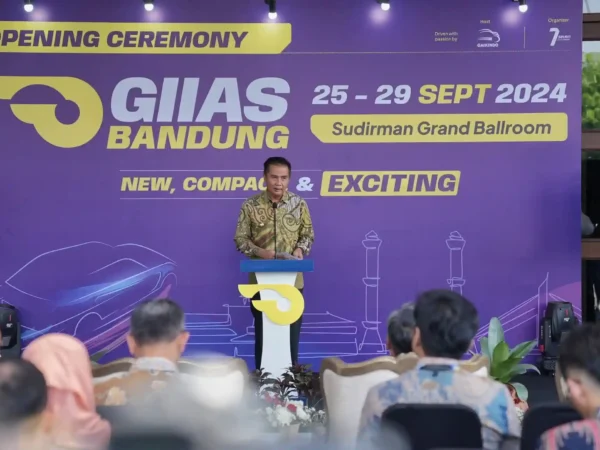 Bey Machmudin Buka GIIAS 2024, Terkesan dengan Teknologi Automotif Terkini