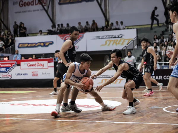 Potret pertandingan SMA 1 Penabur vs SMA Bina Bakti 1 Bandung