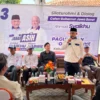 Pasangan ASIH saat berkunjung ke Kabupaten Indramayu, Sabtu (5/10/2024).