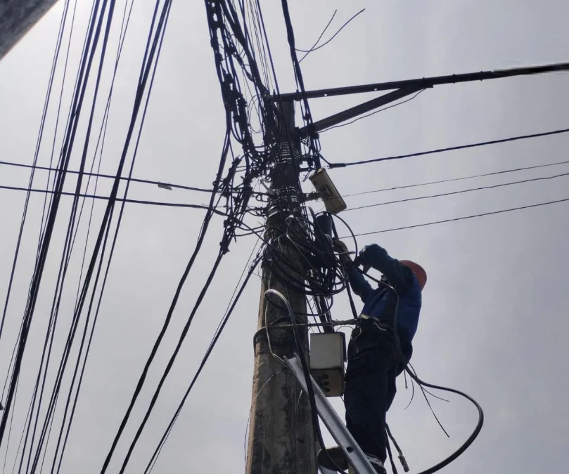 PLN Icon Plus dan Diskominfo kota Bandung bekerja sama untuk memperindah Kota dan meningkatkan kualitas lingkungan