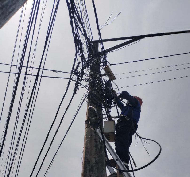 PLN Icon Plus dan Diskominfo kota Bandung bekerja sama untuk memperindah Kota dan meningkatkan kualitas lingkungan