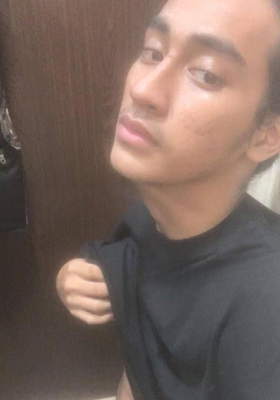 Netizen dihebohkan denganviralnya foto syur mirip Abidzar pamer alat kelamin, Ummi Pipik beri tanggapan agar sabar pada anaknya.