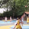 Pelaksanaan lomba kategori bidang olah raga basket antar sekolah se Jawa Barat dalam event MESSA Al Ma'soem ke-29 tengah berlangsung, Jatinangor, Sumedang. (Jabar Ekspres)