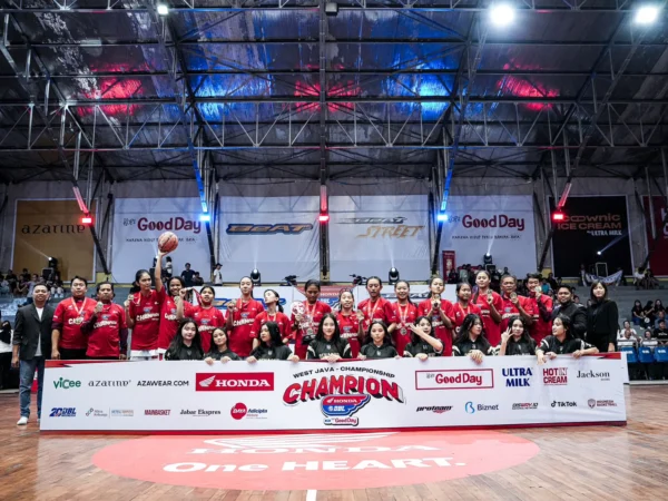 Putri SMA BPK Penabur Cirebon kembali raih gelar juara DBL West Java 2024