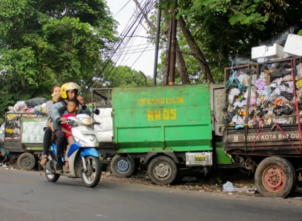 Keberadaan masalah sampah menjadi salah satu prioritas untuk diselesaikan bagi Calon Wali Kota Bandung Muhammad Farhan.