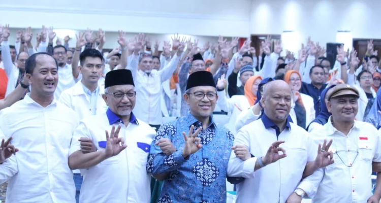 Mantan Gubernur Jawa Barat Ahmad Heryawan ditunjuk jadi Ketua Tim Pemenangan Pasangan Calon (Paslon) Ahmad Syaikhu - Ilham Habibie ( Asih )