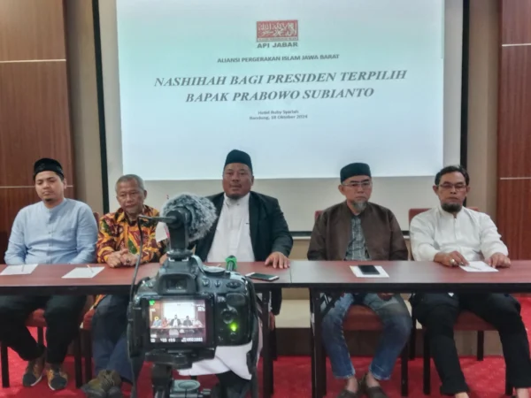 Para ulama yang tergabung di Aliansi Pergerakan Islam Jawa Barat (API Jabar) menyampaikan nasehat kepada Presiden RI Prabowo Subianto.