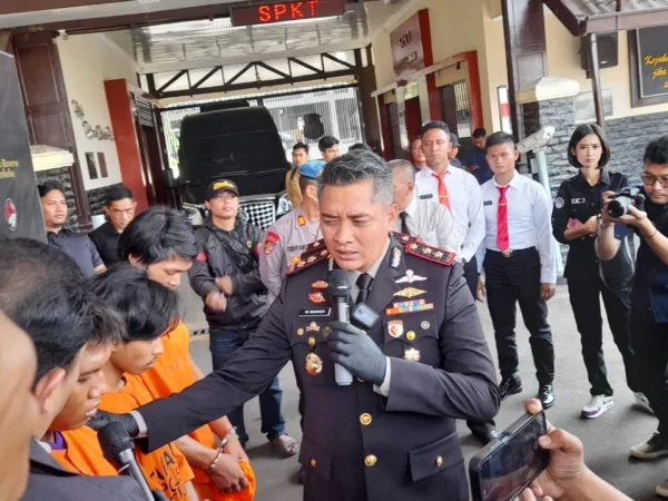 Doc. Tiga dari Lima Anggota Geng Motor yang Berhasil Diamankan Satreskrim Polres Cimahi (mong)