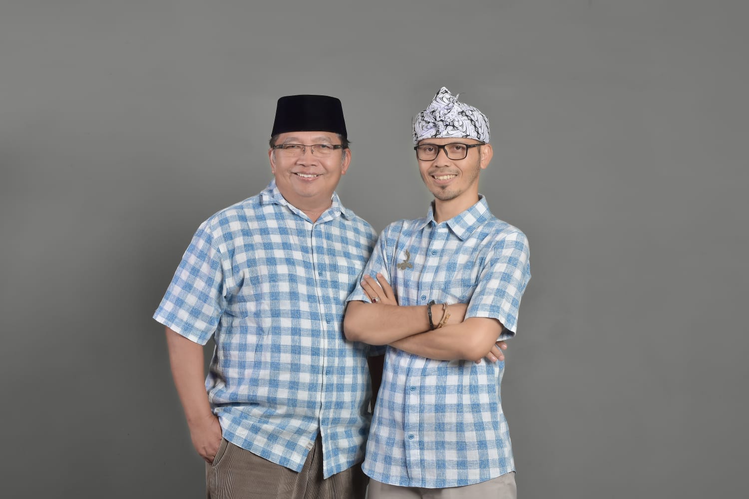 Calon Wali Kota Banjar Bambang Hidayah (kiri) dan calon wakil wali kota Banjar Dani Danial Muhklis berfoto bersama. (Istimewa)