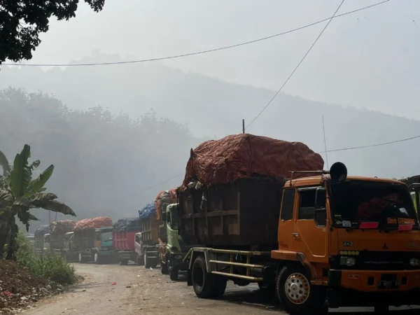 Pemprov Jabar Minta Wilayah Bandung Raya Kurangi Volume Sampah ke Sarimukti