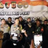 Polresta Bogor Kota bersama unsur Forkopimda Kota Bogor saat menggelar Konferensi Pers, Minggu (6/10) Malam. (Yudha Prananda / Jabar Ekspres)