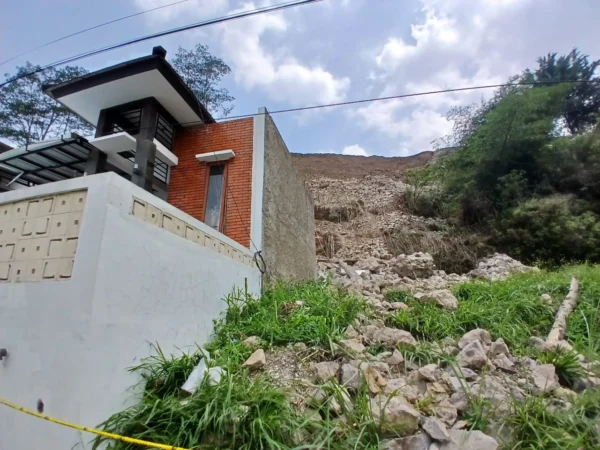 Kondisi Benteng Mandalika yang Roboh, DPMPTSP Sebut Pengelola Sebelumnya Sudah Memenuhi Persyaratan (mong)