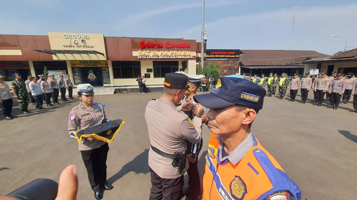 Apel Gelar Pasukan Operasi Zebra Lodaya 2024 di Polres Cimahi (mong)