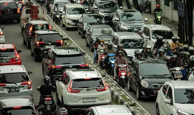 Pembangunan Bus Rapid Transit ternyata bukan untuk mengurai kemacetan di Kota Bandung