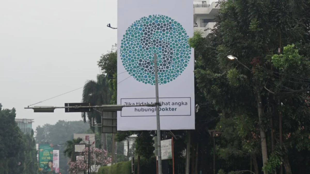 Paslon Wali Kota dan Wakil Wali Kota Bogor Nomor Urut 5, Dokter Rayendra dan Eka Maulana menampilkan gaya kampanya unik di papan iklan. (Foto: Istimewa)