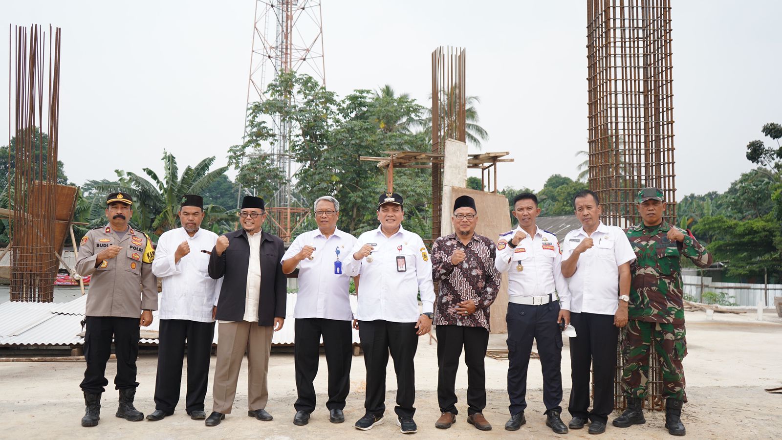 PJ Bupati Bogor Bachril Bakri melakukan kunjungan kerja di wilayah Kecamatan Rumpin dan Gunung Sindur