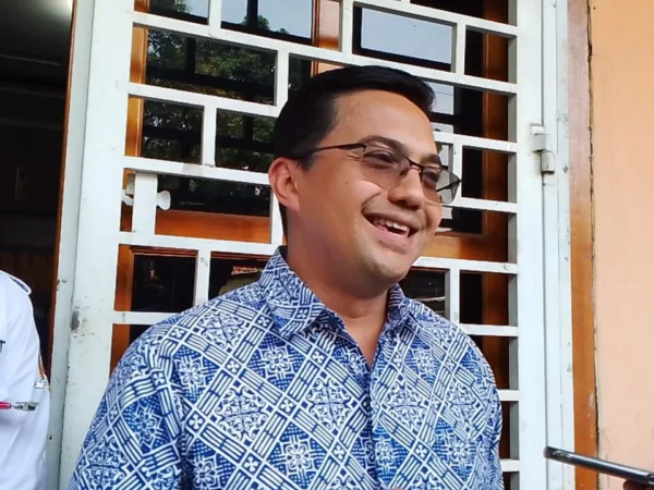 Calon Bupati Bandung Nomor Urut 1 Sahrul Gunawan saat memenuhin panggilan Bawaslu Kabupaten Bandung terkait adanya dugaan pelanggaran kampanye. Foto Istimewa