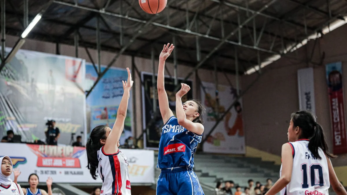 Dramatis, SMA 1 BPK Penabur Bandung berhasil tuntaskan perlawanan SMAN 9 Bandung di babak Fantastic Four (Dok DBL)