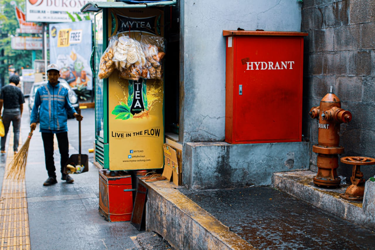 PENYUPLAI AIR: Salah satu hydrant yang tersedia di Kota Bandung. Kebakaran di Kota Bandung sering terjadi sementara keberadaan hidran banyak yang tidak berfungsi. (Dok. Jabar Ekspres.