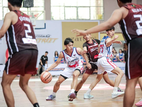 SMAN 2 Bandung bakal bertemu SMA Trimulia di Final Party gelaran Honda DBL with Kopi Good Day 2024 West Java - East. (Dok DBL)