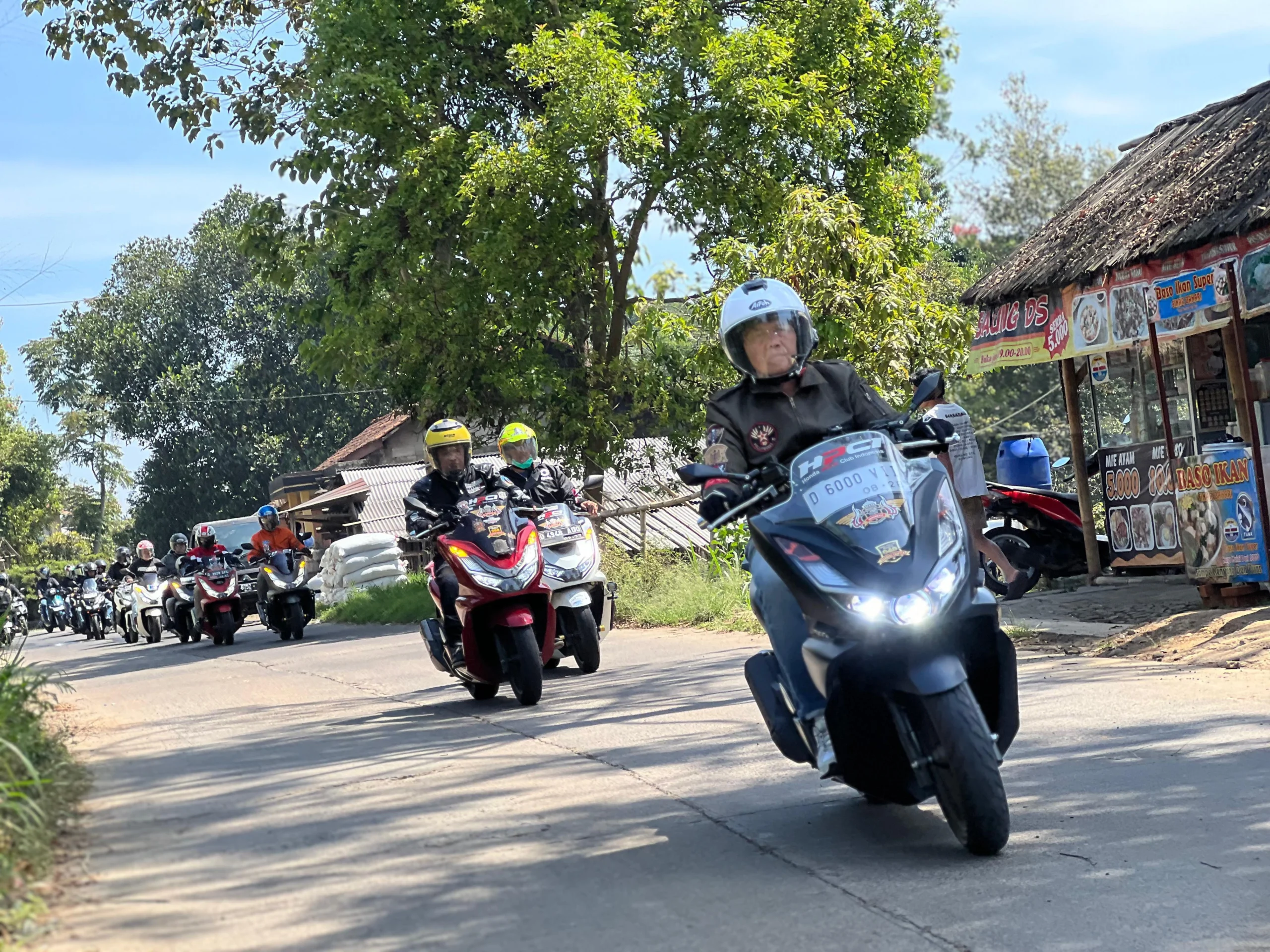 Lebih dari 3.000 bikers Honda yang tergabung dalam Ikatan Motor Honda Jawa Barat (IMHJB) antusias menyiapkan diri dan sepeda motor kesayangannya untuk meramaikan puncak gelaran Honda Bikers Day 2024.