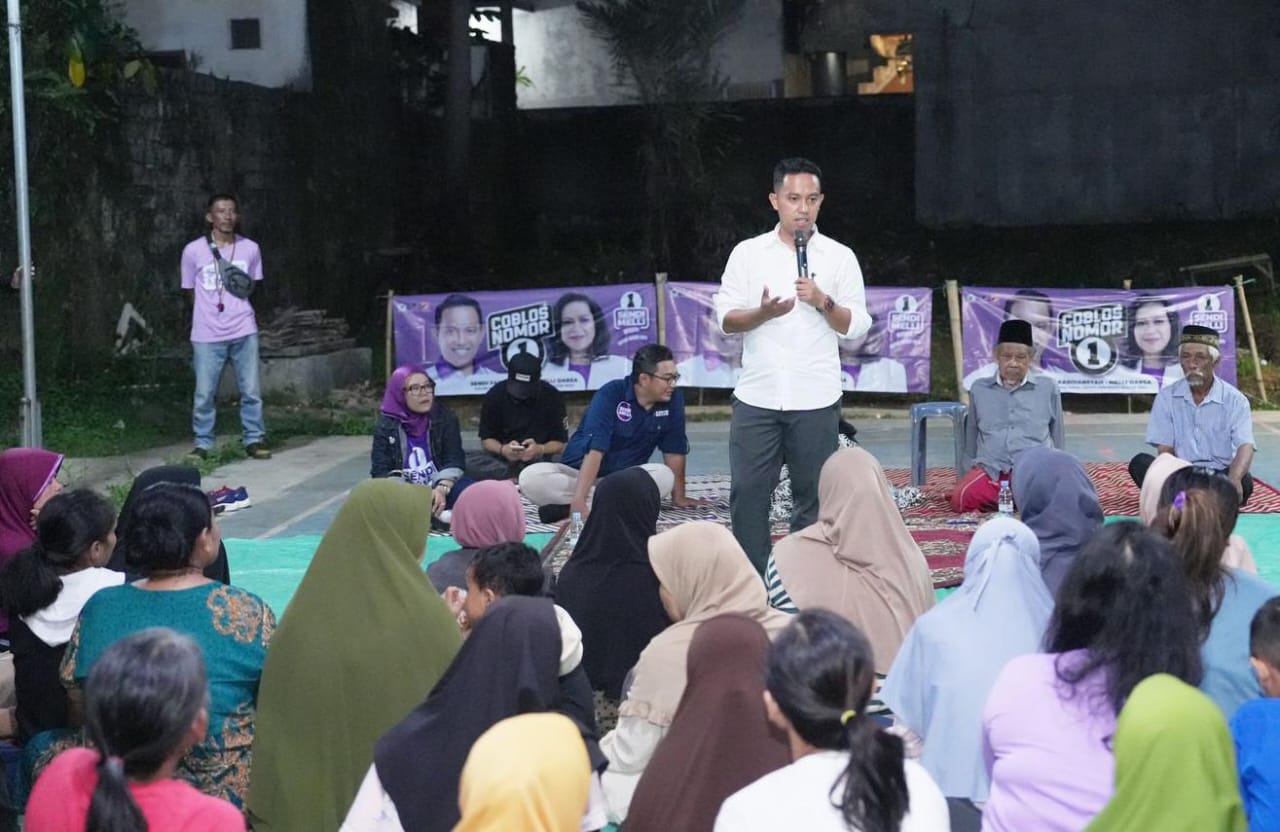 Calon Wali Kota Bogor, Nomor Urut 1, Sendi Fardiansyah saat memaparkan program. (Yudha Prananda / Jabar Ekspres)