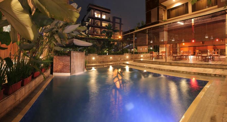 5 Hotel di Bandung dengan Kolam Renang, Mulai Rp 500 Ribuan