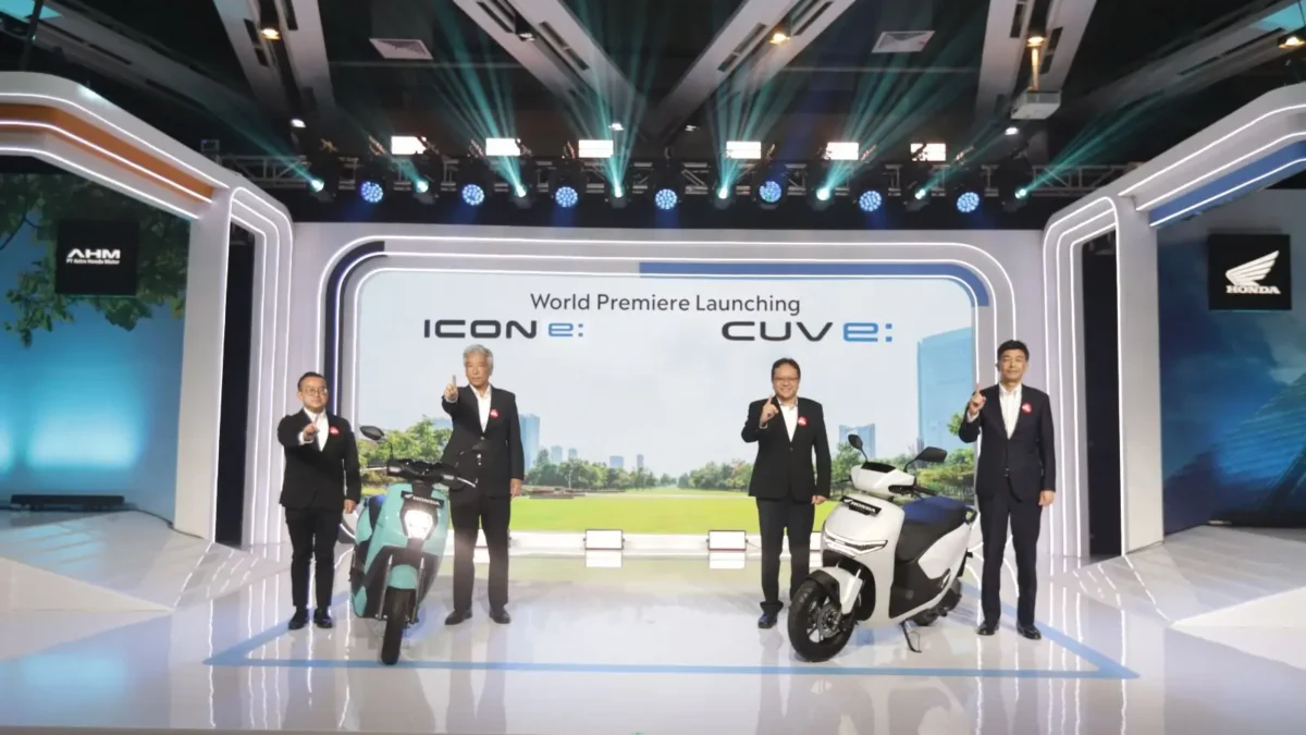 Wujud Komitmen Elektrifikasi, AHM Luncurkan Honda ICON e: dan CUV e: