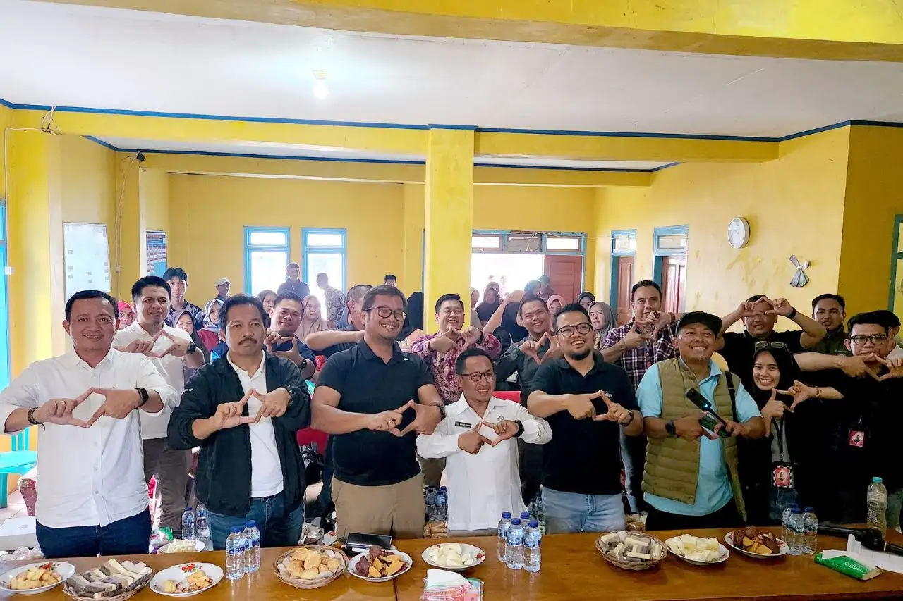 Program Merdeka Sinyal, Telkomsel Hadirkan Layanan Seluler Perluas Cakupan Jaringan hingga Pelosok di Desa Gunung Jampang, Kabupaten Garut