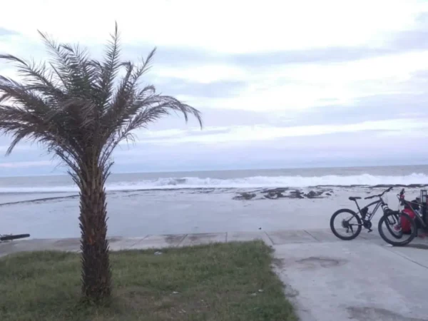 9 Pantai Paling Indah di Jawa Barat yang Wajib Dikunjungi