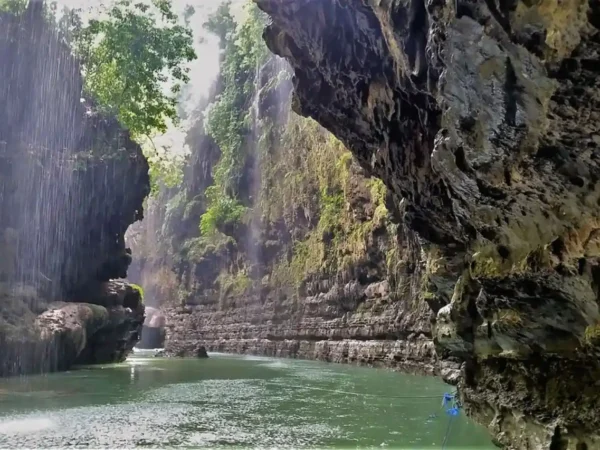 5 Tempat Wisata Alam Tersembunyi di Jawa Barat yang Paling Eksotik