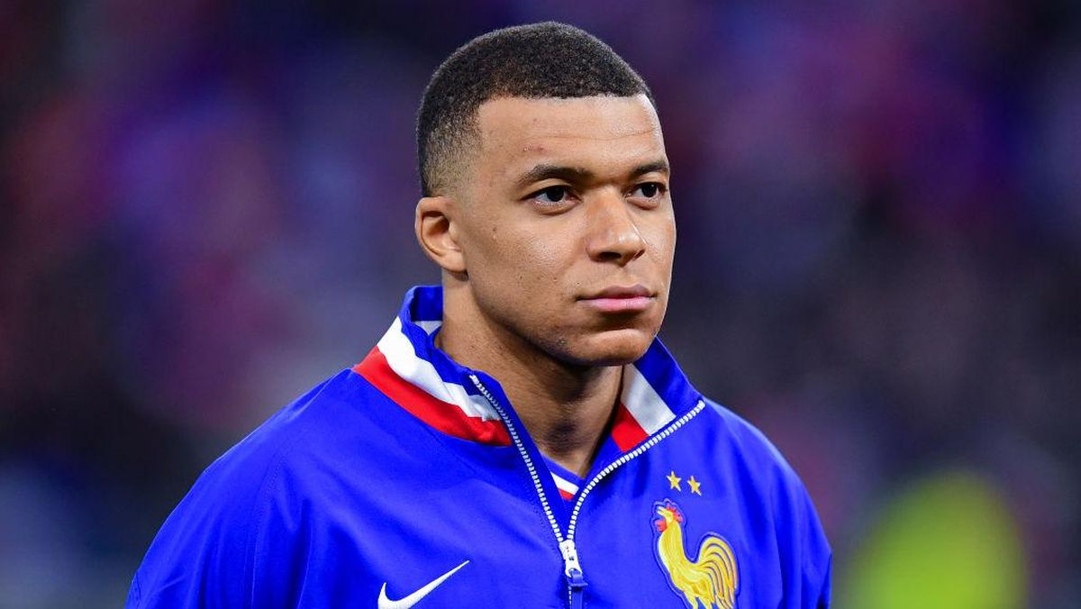 Absen Bela Prancis, Mbappe Dihujani Kritik Oleh Fans