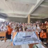 Dosen Fakultas Farmasi Universitas Bhakti Kencana Gelar Pelatihan Pemanfaatan Bunga Telang di SMK YPIB Tanjungsari