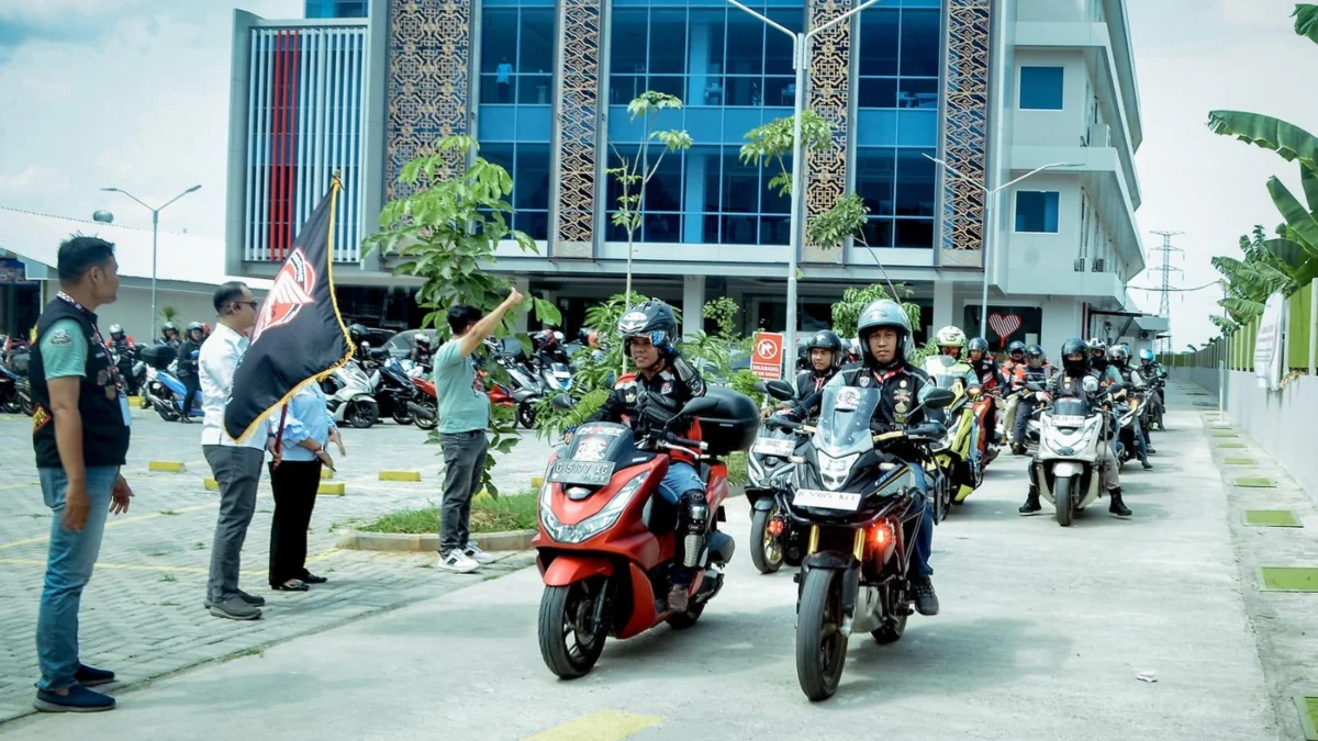 Meriahkan 12 Tahun Kebersamaan, HPCI Cirebon Chapter Gelar Rolling City dan Pesta Budaya